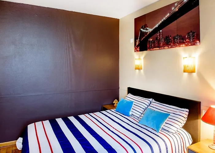 La Sainte Famille 4* لورد