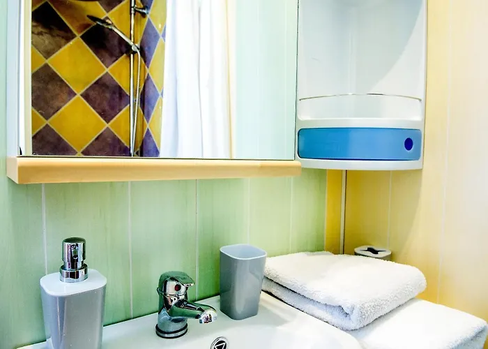 La Sainte Famille بيت ضيافة لورد