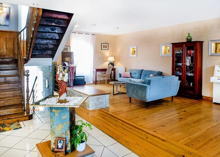 بيت ضيافة La Sainte Famille 4*