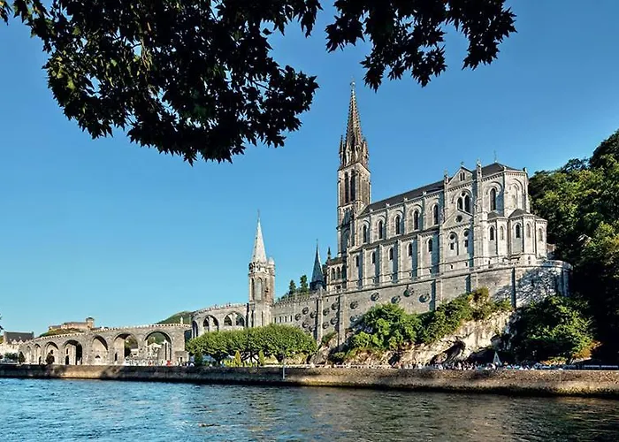 La Sainte Famille بيت ضيافة